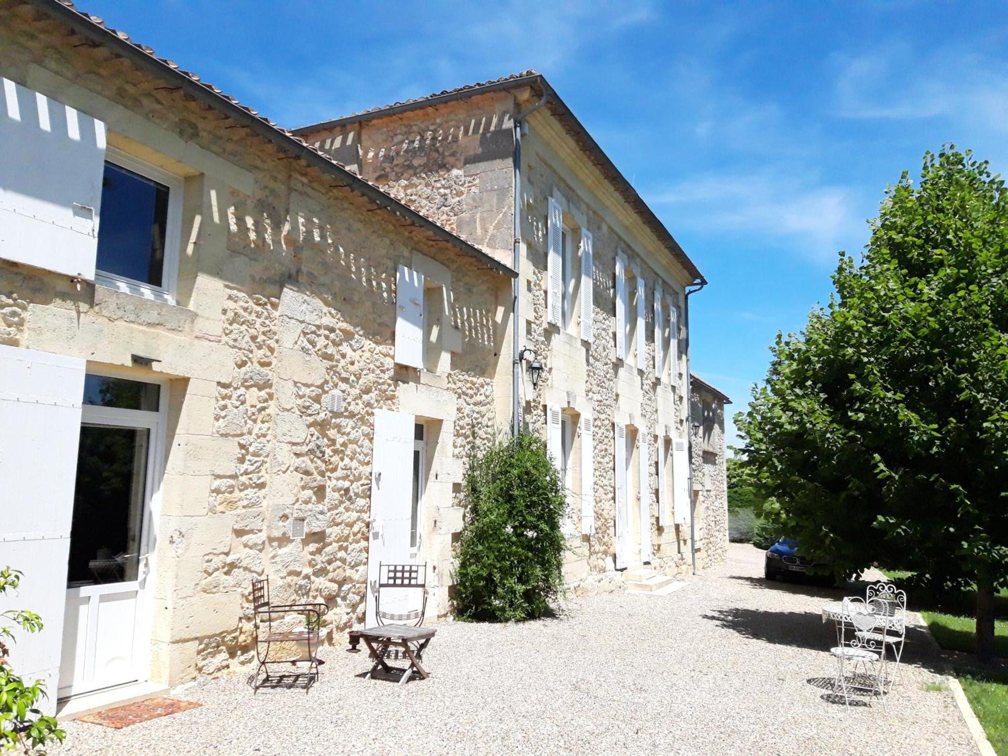 La Gentilhommiere Bed & Breakfast Saint-Aubin-de-Branne Luaran gambar